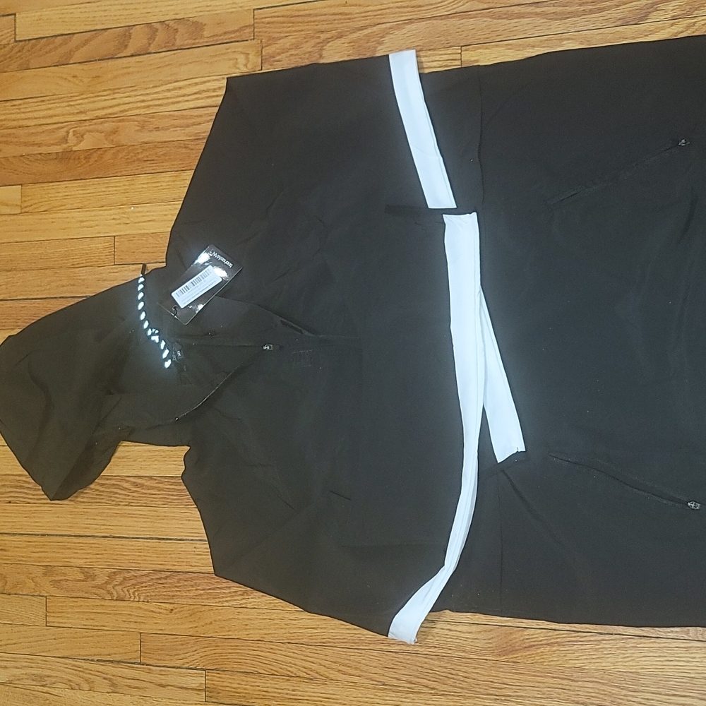 Hooded pullover
